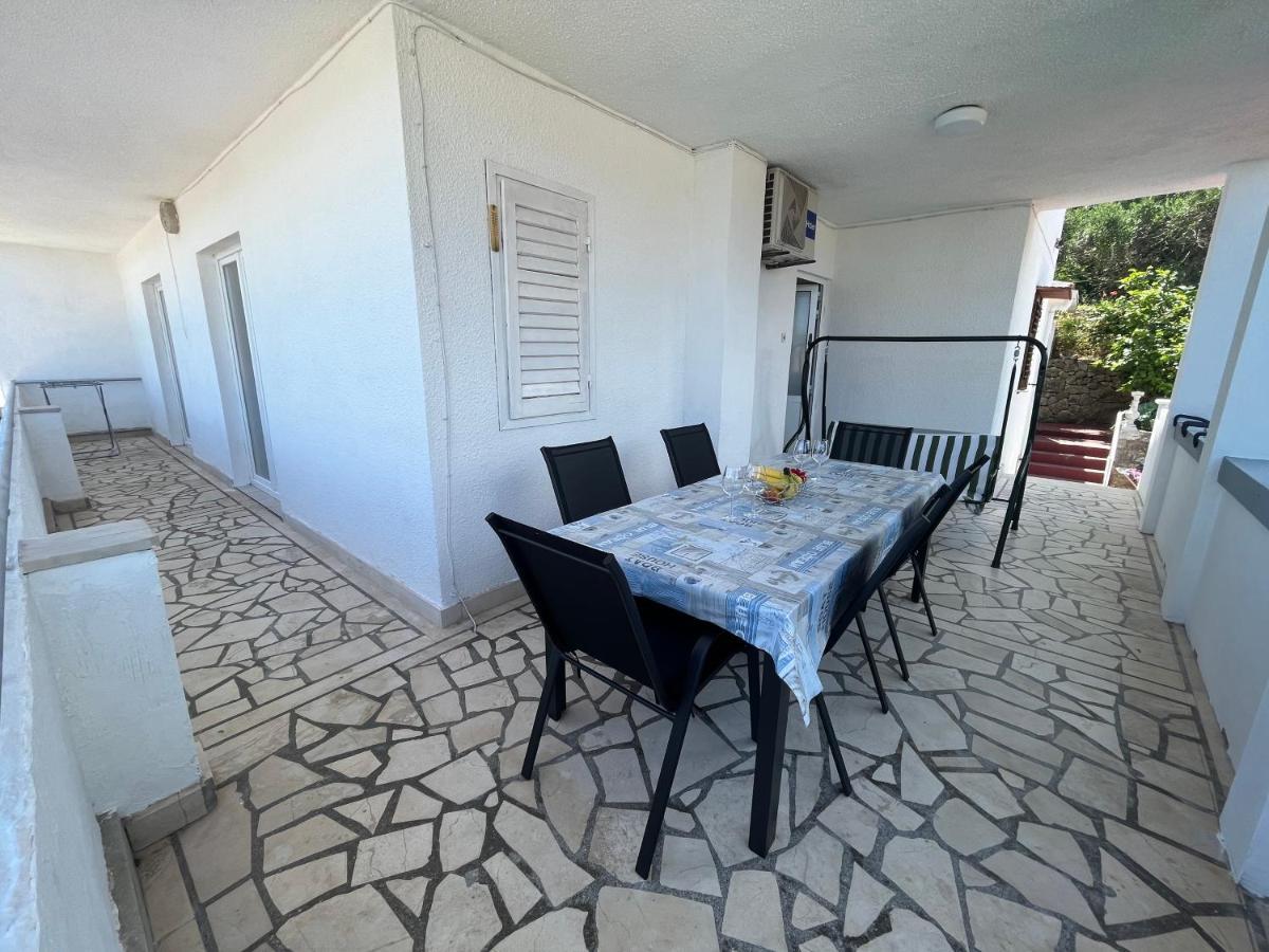 Apartments Peronja Jelsa Seafront Exterior foto